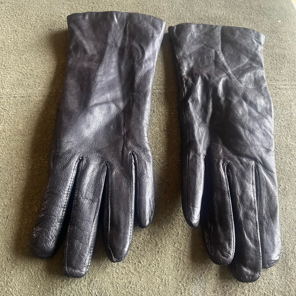 Women’s cashmere gloves from Nordstrom
